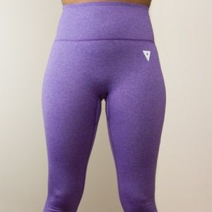 COMMITTED BUTT SHAPING LEGGINGS